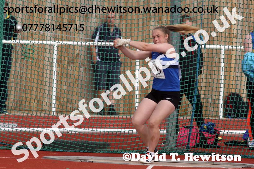 Womens under-17s hammer, Northern Under-13s, U-15s and 17s Championships. Photo: David T. Hewitson/Sports for All Pics